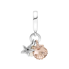 Cargar imagen en el visor de la galería, Charm Pandora Colgante Triple Perla Cultivada de Agua Dulce, Estrella de Mar y Concha - Charm Universo