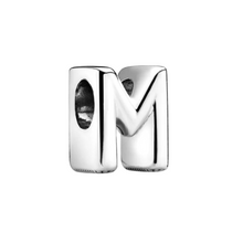 Cargar imagen en el visor de la galería, Charm Letra &quot;M&quot; - Charm Universo