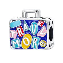 Laden Sie das Bild in den Galerie-Viewer, Charm Reisekoffer, „Travel More“ - Charm Universe