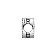 Carica l&#39;immagine nel visualizzatore di Gallery, Charm Pandora Botón Brillante Personalizable en Plata de Ley 925