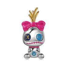 Carregar imagem no visualizador da galeria, Charm Scrump la muñeca de Lilo - Charm Universo