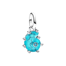 Cargar imagen en el visor de la galería, Charm Colgante Pandora Caracola en Cristal de Murano Azul y Plata de Primera Ley
