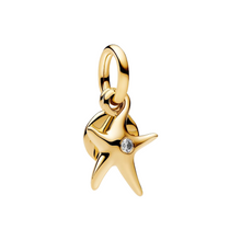 Cargar imagen en el visor de la galería, Charm Colgante Pandora Doble Estrella de Mar con Recubrimiento en Oro de 14k