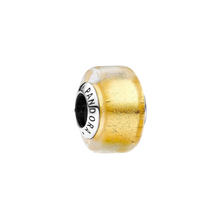 Cargar imagen en el visor de la galería, Charm Pandora Mini de Cristal de Murano Dorado – Plata de Primera Ley