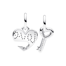 Charger l&#39;image dans la galerie, Charm pendentif Pandora Cœur et Clé divisibles – Argent sterling 925