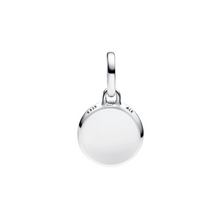 Cargar imagen en el visor de la galería, Charm Mini Medallón Grabable Pandora ME Rojo en Plata de Primera Ley